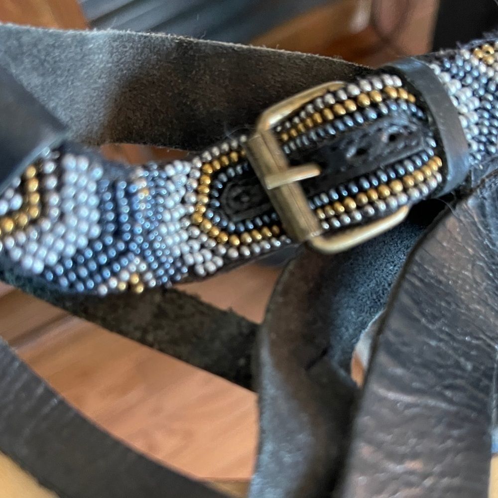 Ecote Beaded Sandals - Picture 3 of 7